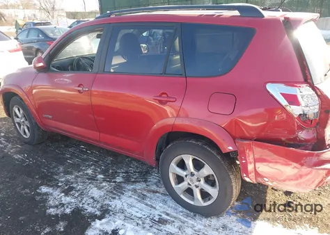 2011 Toyota Rav4 Limited V6 z USA, uszkodzony, nr VIN 2T3DK4DV1BW041468